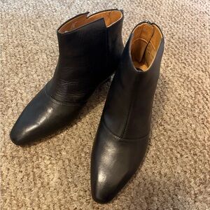Woman’s Black Leather Ankle Boots. 1-1 1/2 inch heel.